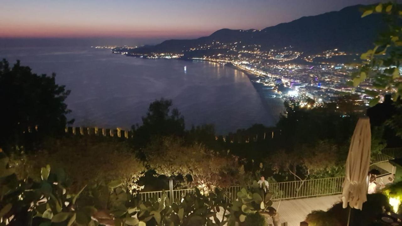Empire Residence Alanya/Mahmutlar 50M От Моря Luaran gambar